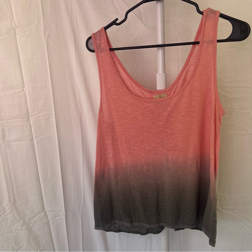 Lost pink to gray hombre open back tank top size small